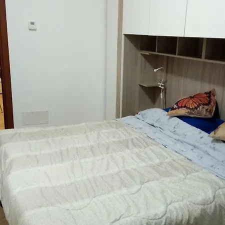 Διαμέρισμα Lomonaco